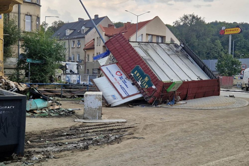 Przedsiębiorcy pomagają powodzianom. Trwa zbiórka pieniędzy